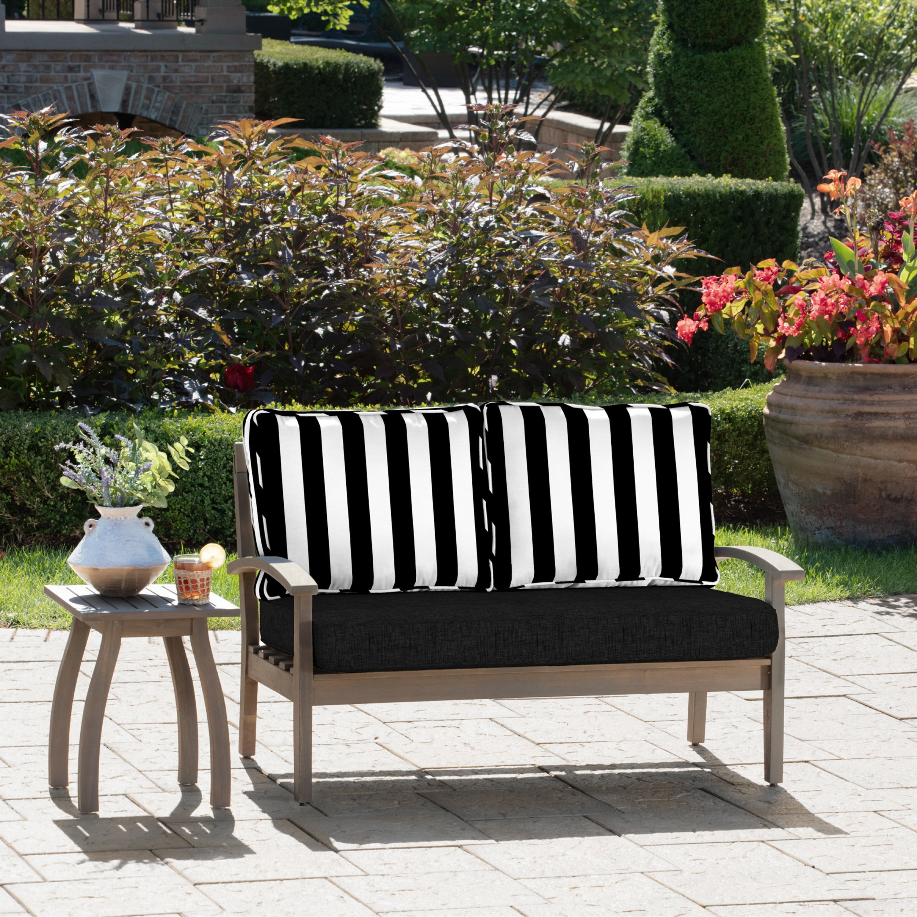 Arden Selections Outdoor Loveseat Cushion Set 46 x 26， Black Cabana Stripe