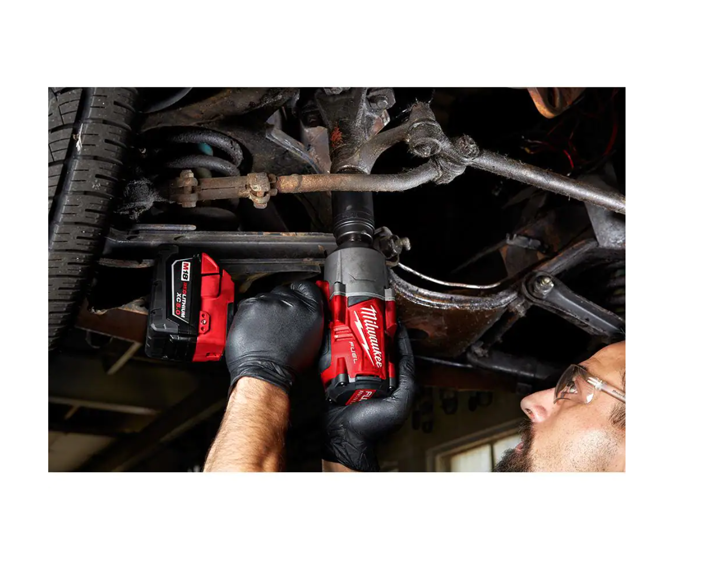 Milwaukee 2767-20-49-16-2767 M18 FUEL 18V Lithium-Ion Brushless Cordless 1/2 in. Impact Wrench with Friction Ring With Protective Boot