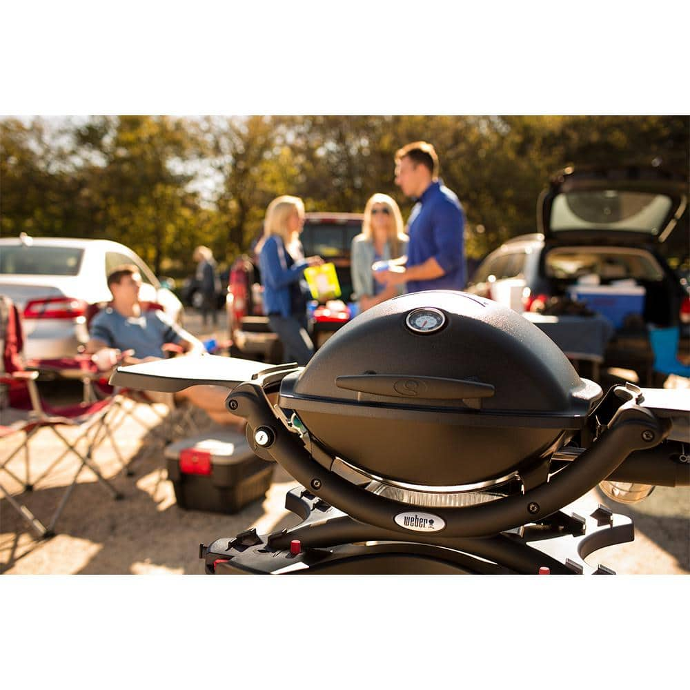 Weber Q 1200 1-Burner Portable Tabletop Propane Gas Grill in Black with Built-In Thermometer 51010001