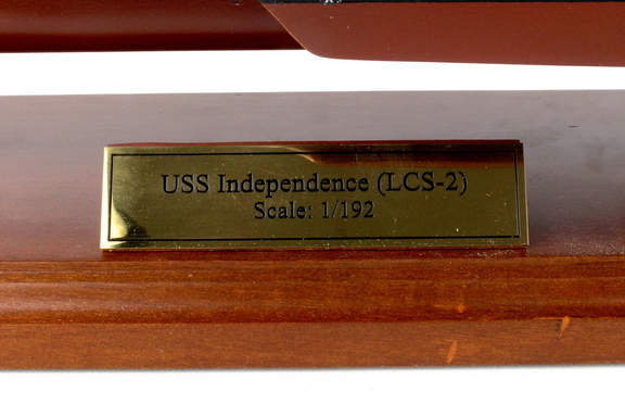 Executive Series XMBLCS2 Uss Independence Lcs 2 Li...