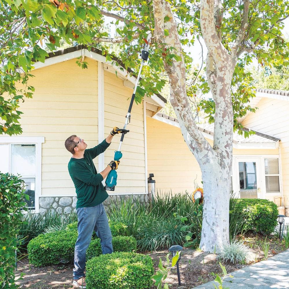 Makita 18V LXT Lithium-Ion Brushless Cordless Couple Shaft Power Head Kit w/String Trimmer & 10 in. Pole Saw Attachments 4.0Ah XUX02SM1X4