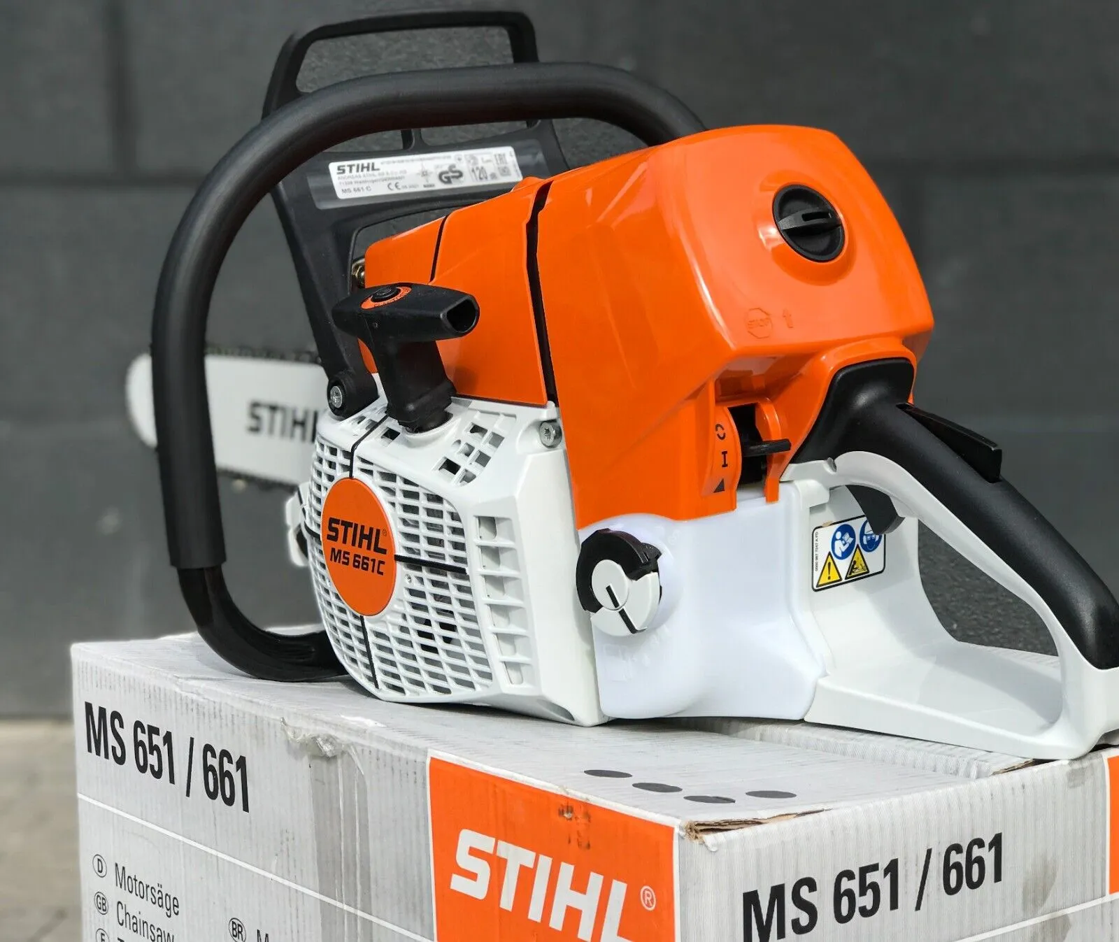 MS 661 C-M 32 Professional Chainsaw