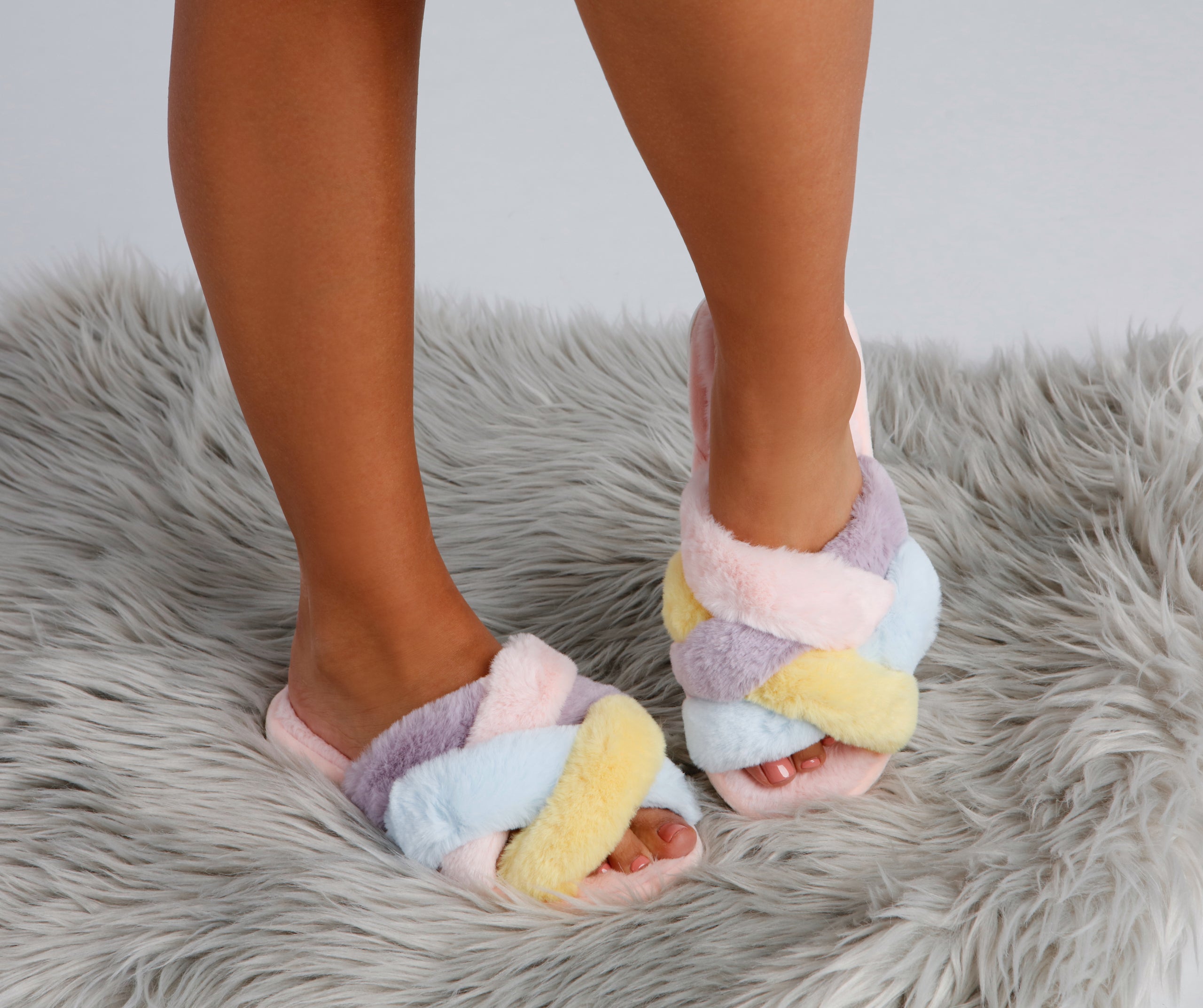 Furry Cute Criss-Cross Slippers