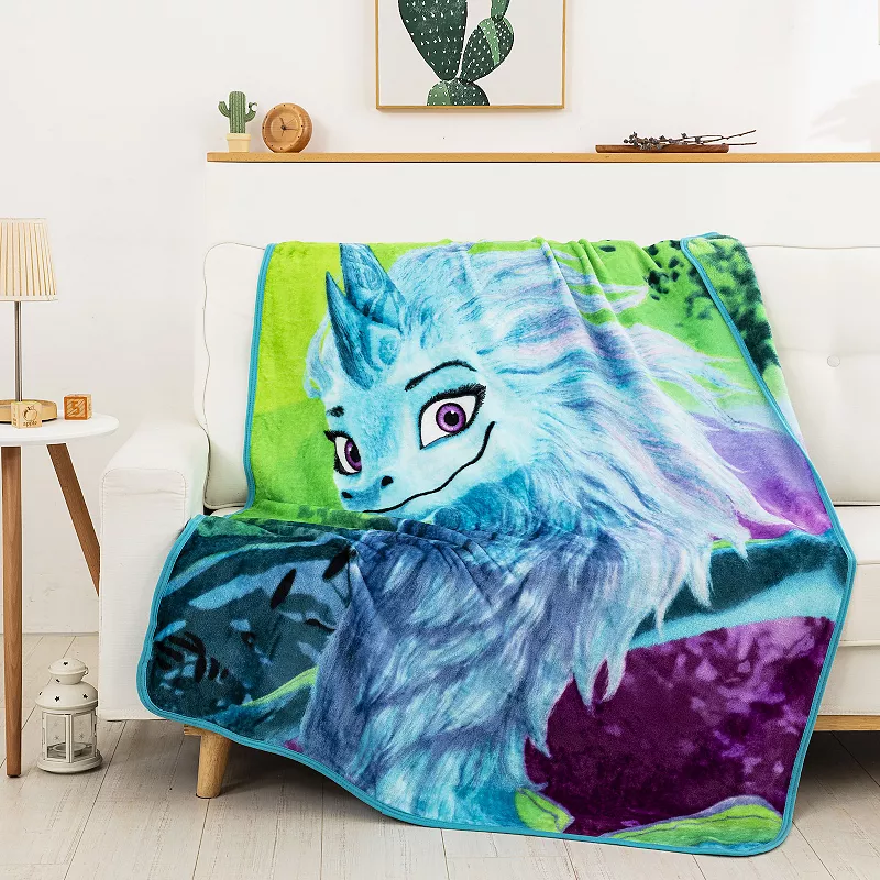 Raya and The Last Dragon Sisu Colors Silk Touch Throw