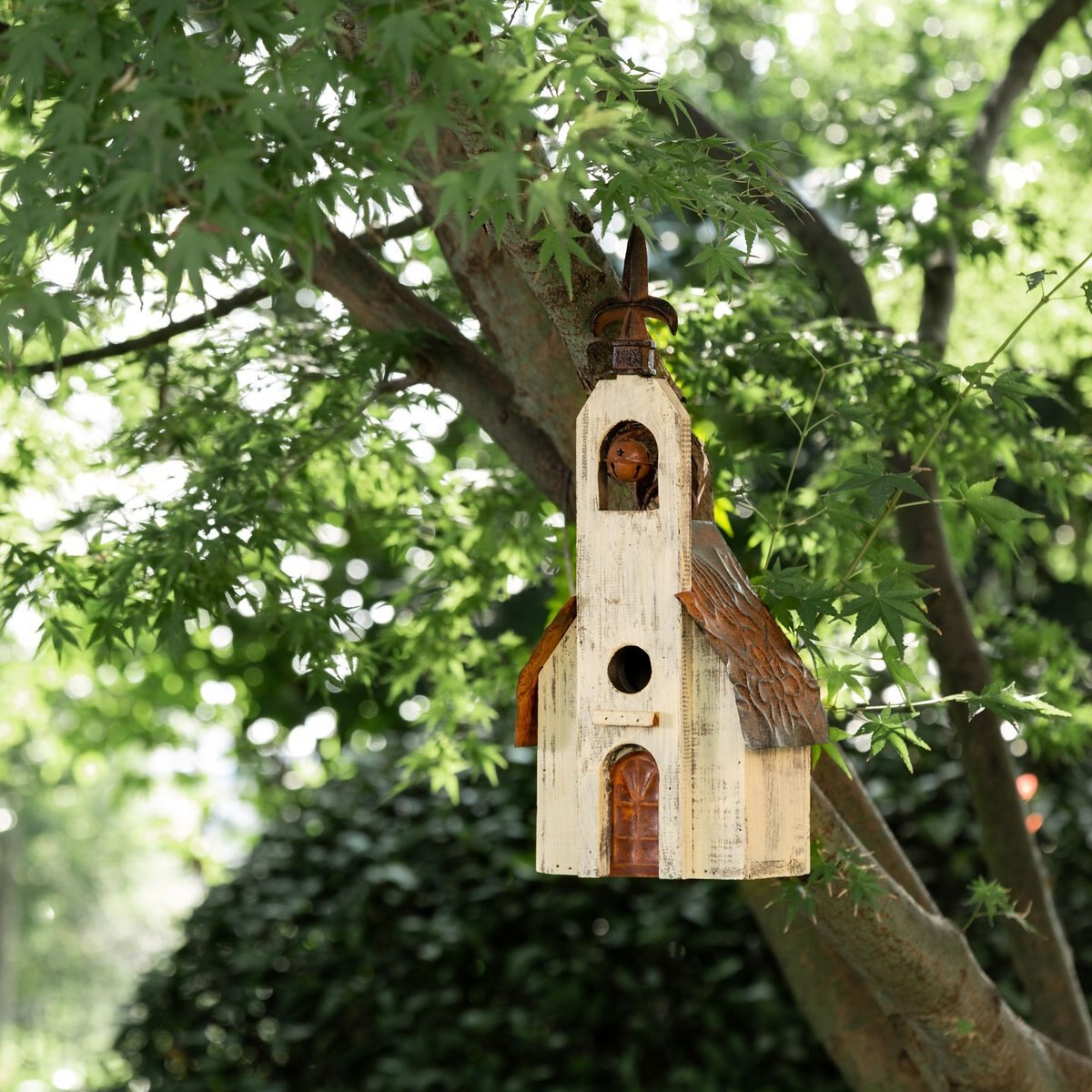 Glitzhome Distressed Wooden Bird House， 15.63-in