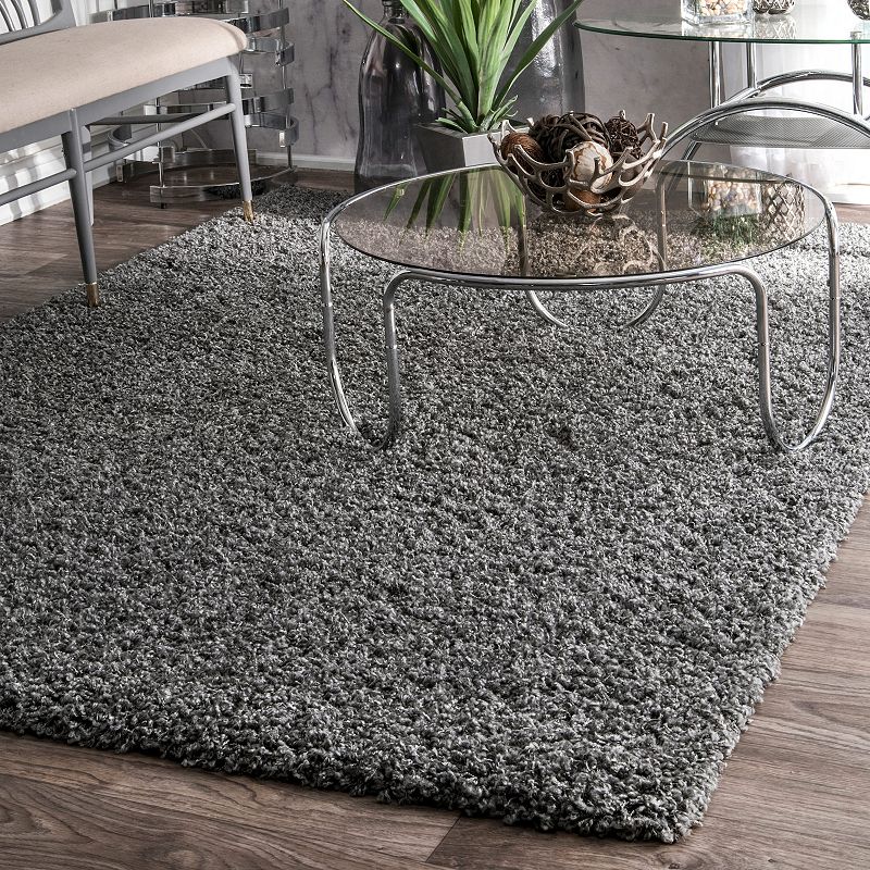 nuLOOM Marleen Solid Shag Rug