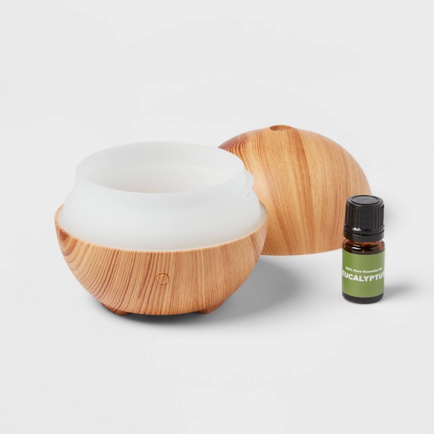 100ml Woodgrain Ultrasonic Diffuser Plus 5ml Eucalyptus Essential Oil Kit