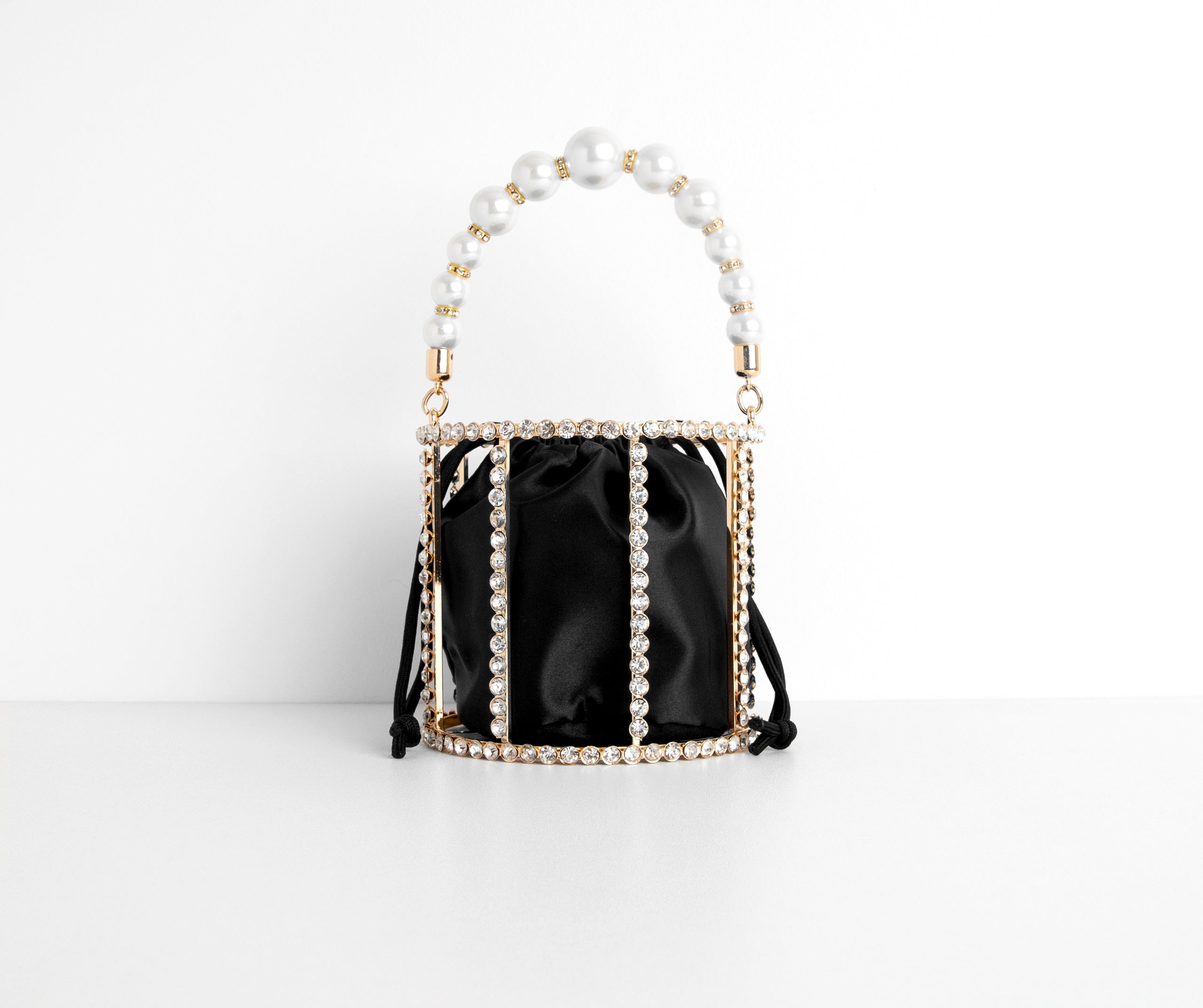 You Go Pearl Rhinestone And Pearl Basket Handbag