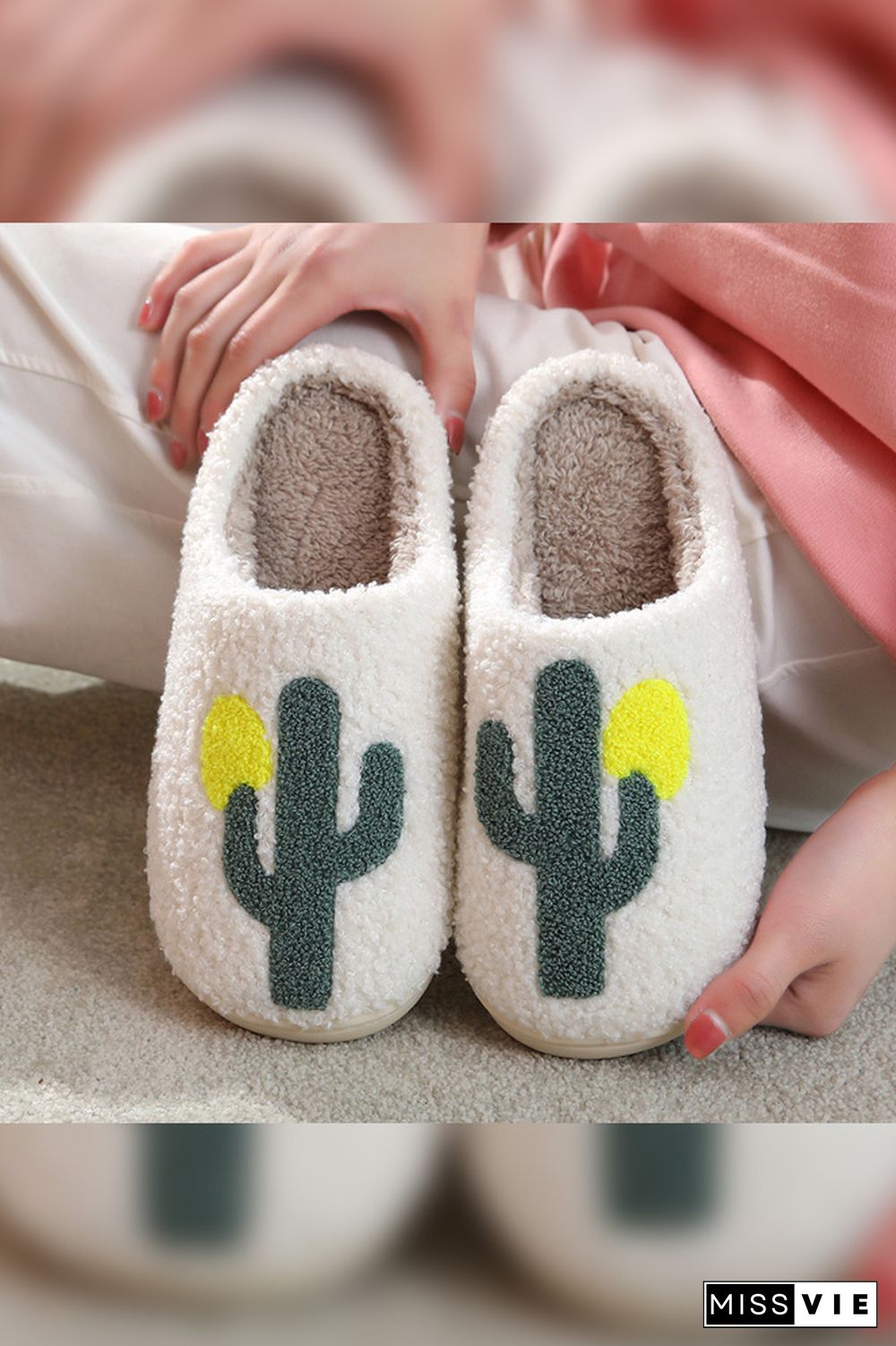 Cactus Knit Fluffy Slippers