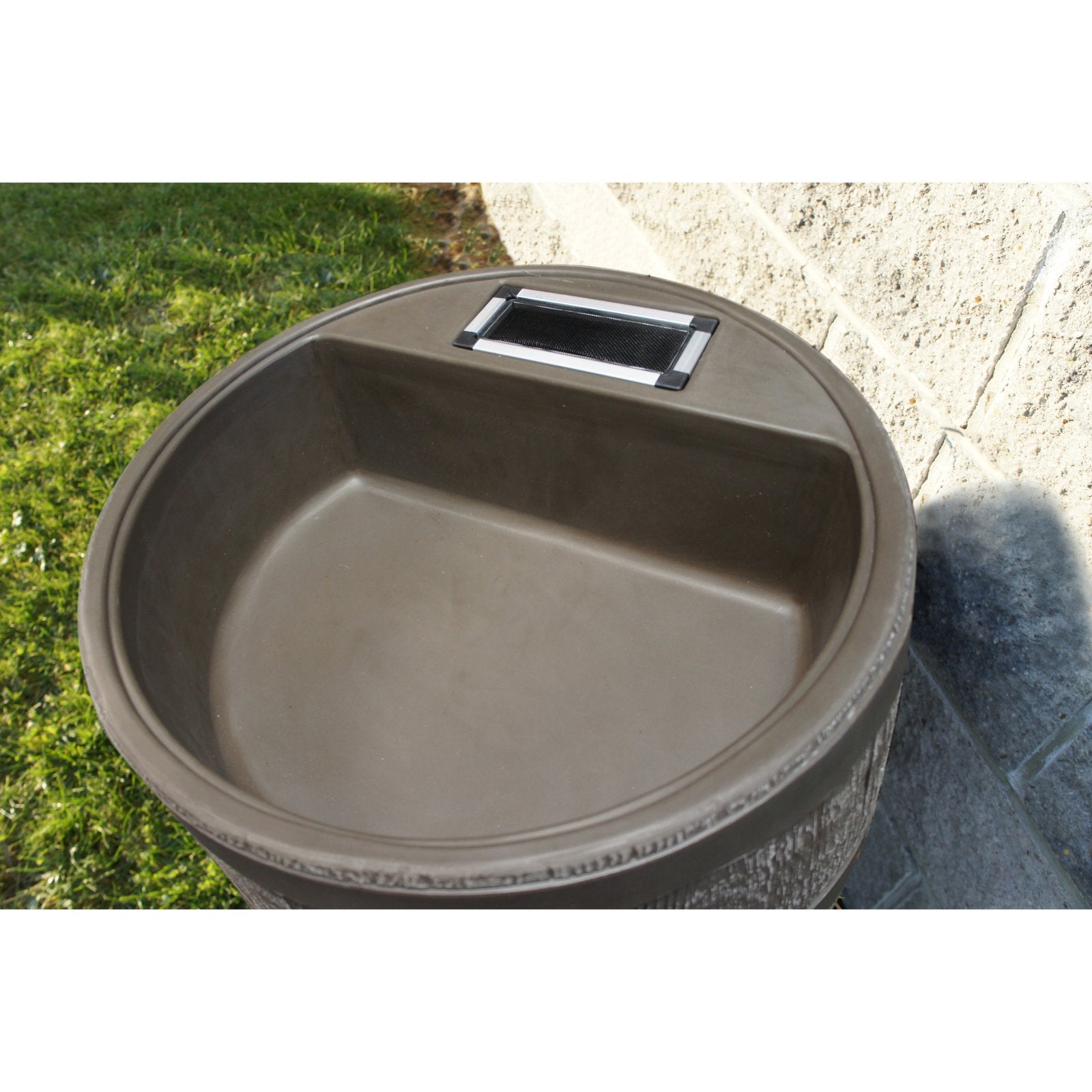 RTS Home Accents 35 Gal. Rain Barrel w/ Planter