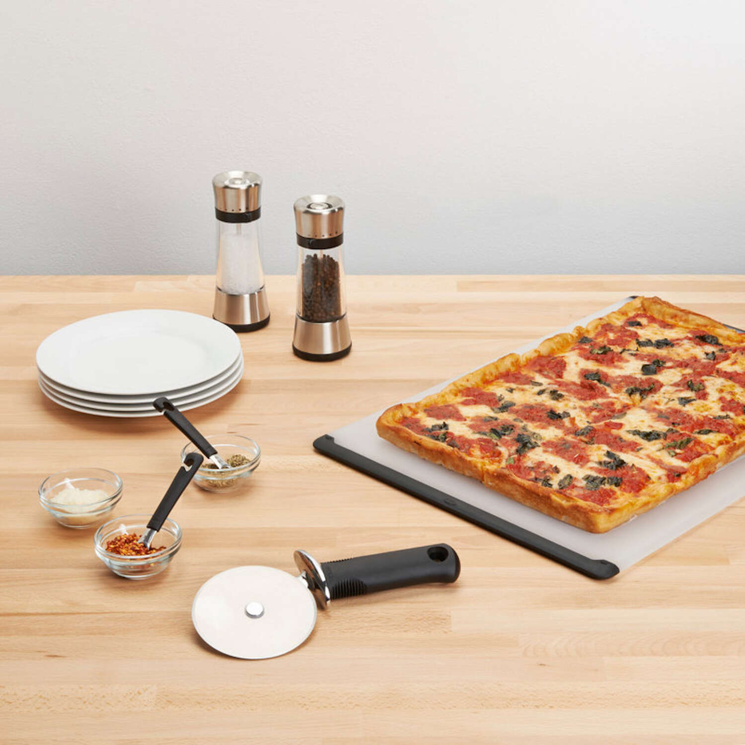 OXO Good Grips Silver/Black Stainless Steel Pizza Cutter