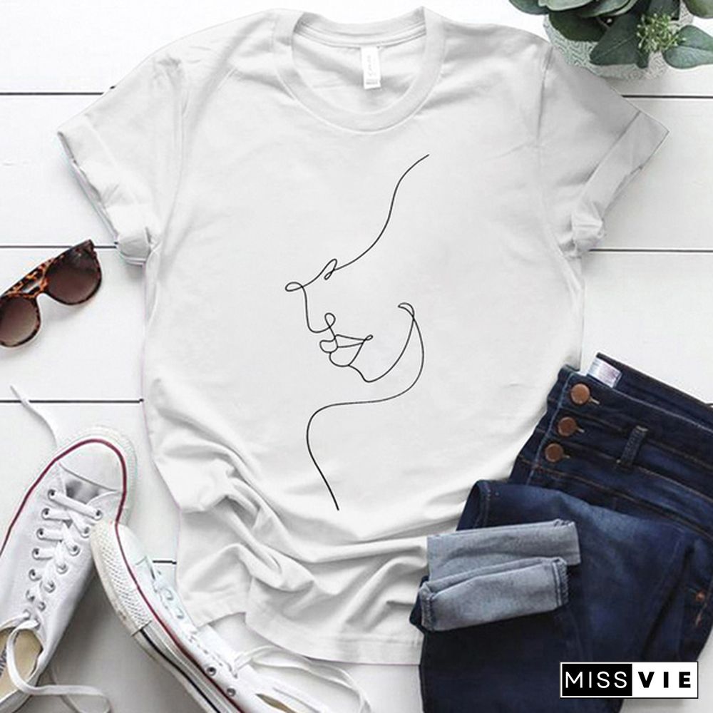 Cute Line Print T-shirts For Women Summer Lovely Short Sleeve Casual Round Neck T-shirts Ladies Creative Personalized Tops