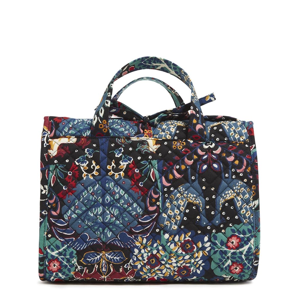 Vera Bradley  Hanging Travel Organizer in Enchantment