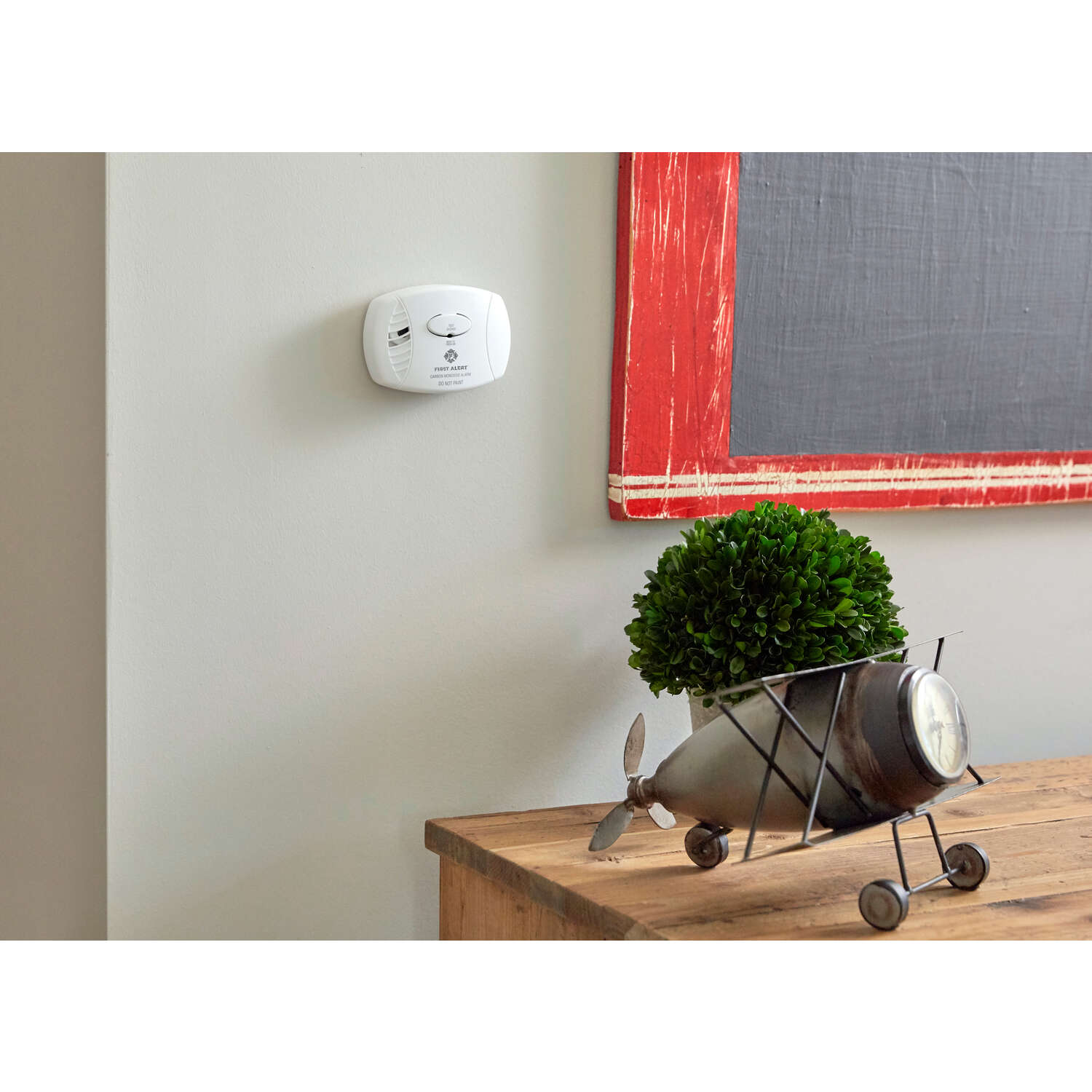 First Alert Battery-Powered Electrochemical Carbon Monoxide Detector