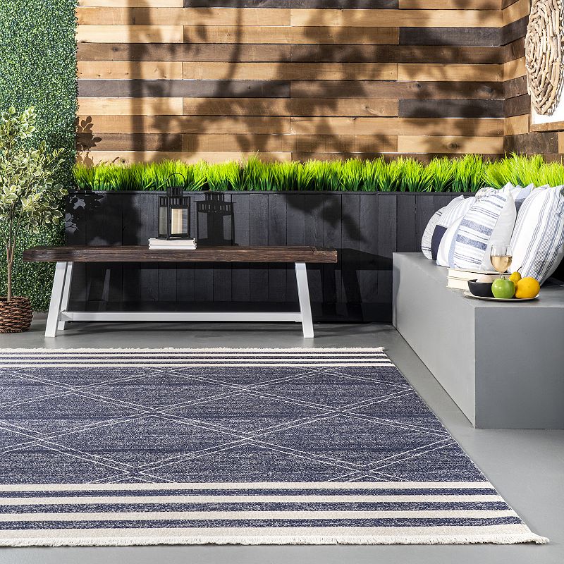 nuLoom Roberge Coastal Indoor/Outdoor Area Rug