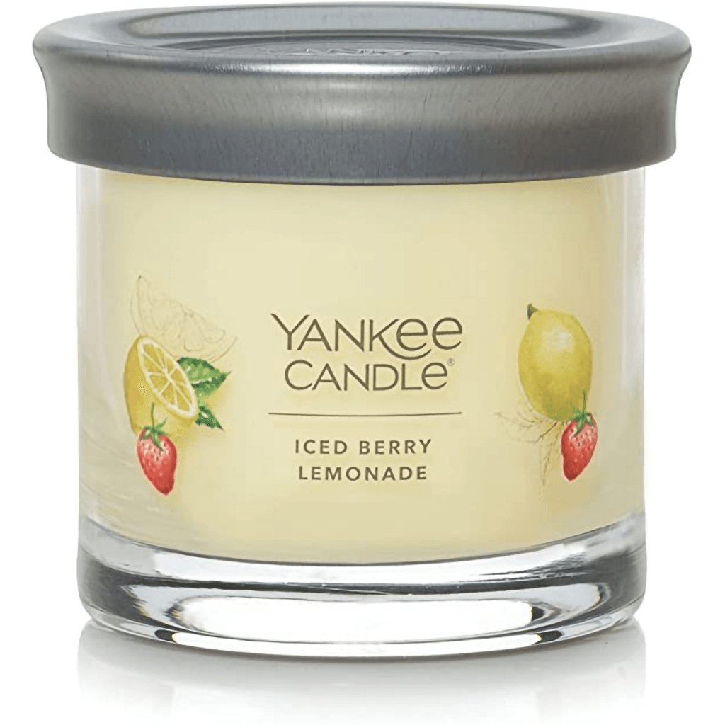 Yankee Candle  Signature Small Tumbler Candle in Iced Berry Lemonade