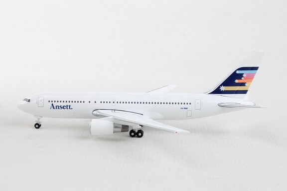 Herpa HE536714 Ansett 767 200 1/500 Southern Cross