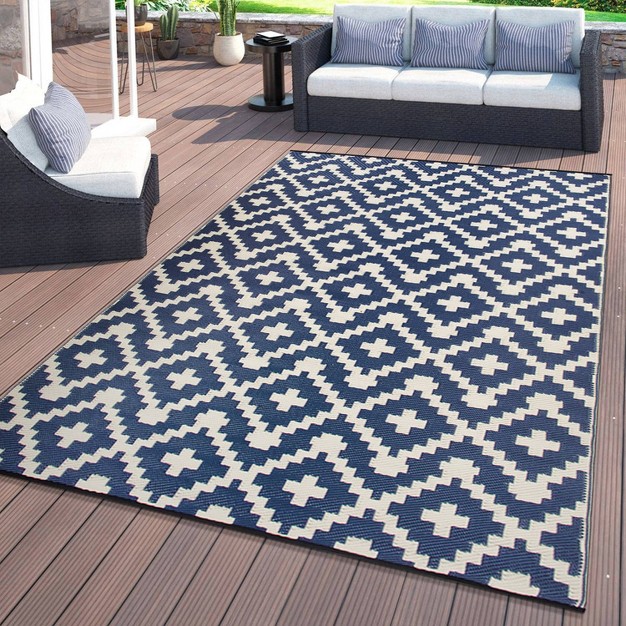 World Rug Gallery Trellis Geometric Reversible Plastic Indoor And Outdoor Rugs