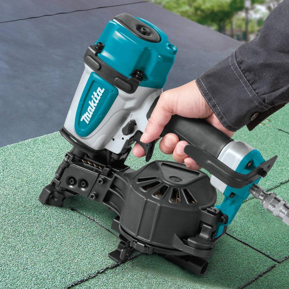 1-3/4 Coil Roofing Nailer ;