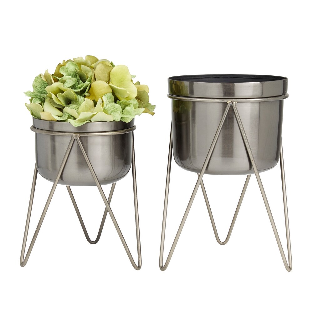 CosmoLiving by Cosmopolitan Metal Modern Planter (Set of 2)   S/2 7\