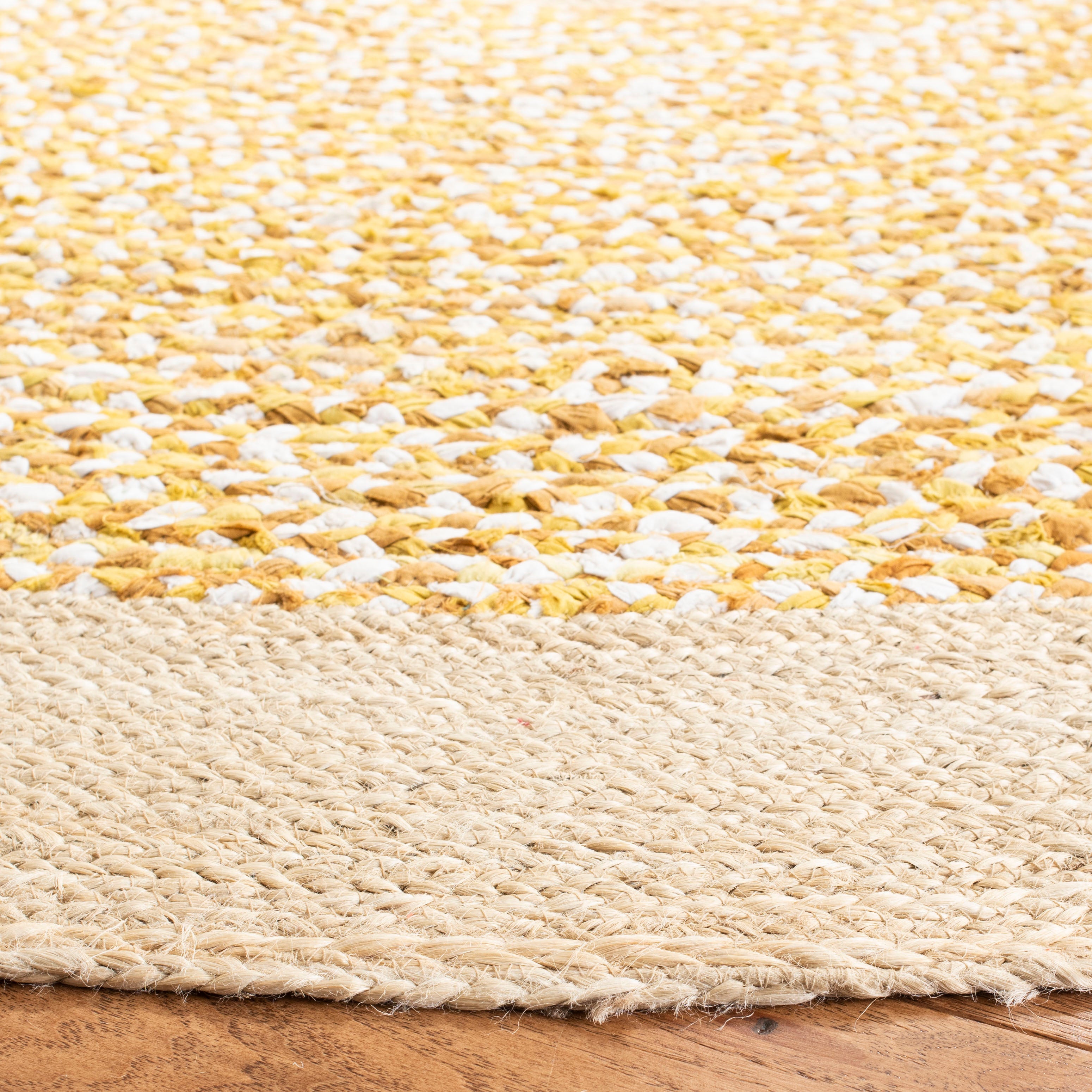 SAFAVIEH Cape Cod Wesley Braided Area Rug, 3' x 3' Round, Gold/Natural