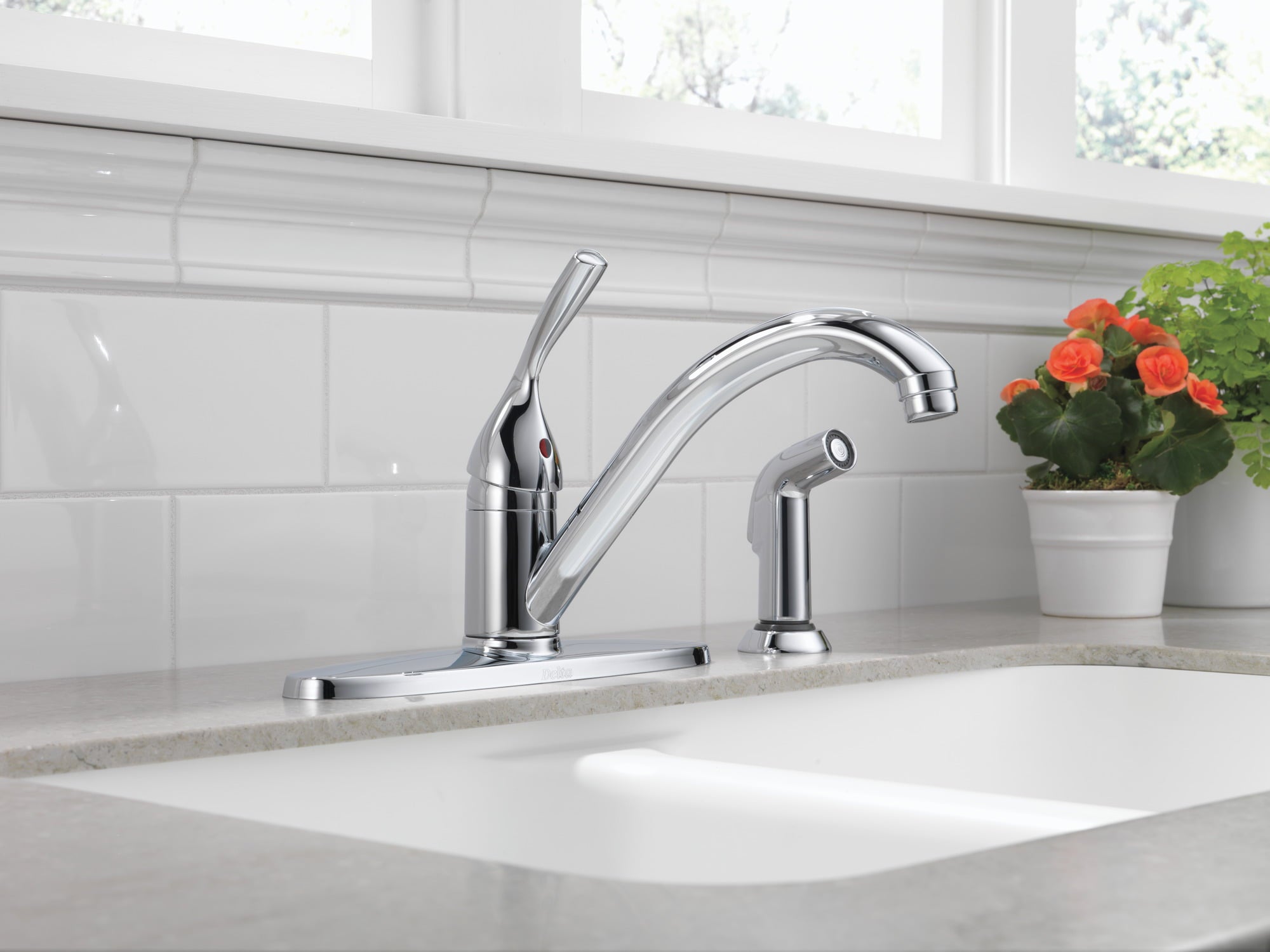 Delta 400-Dst Classic Kitchen Faucet - Chrome