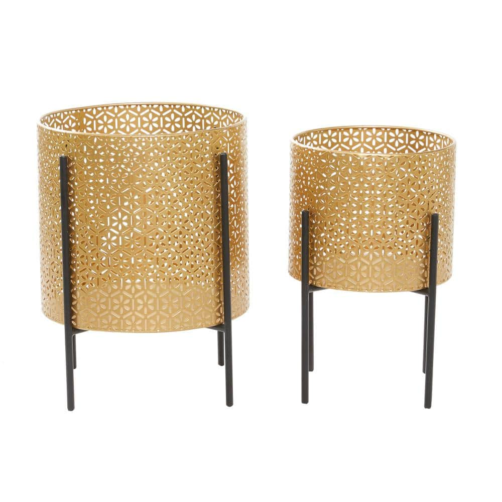 CosmoLiving by Cosmopolitan 15in. Medium Gold Metal Indoor Outdoor Planter with Removable Stand (2- Pack) 73864