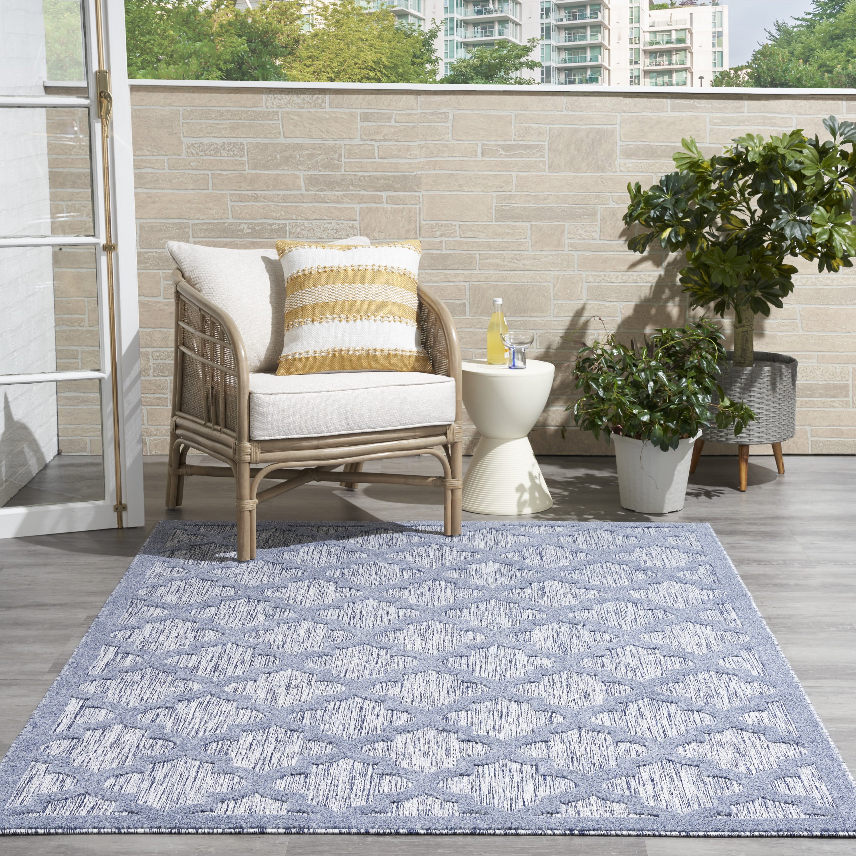 Nourison Easy Care Indoor/Outdoor Denim Blue 5' x 7' Area Rug, (5x7)