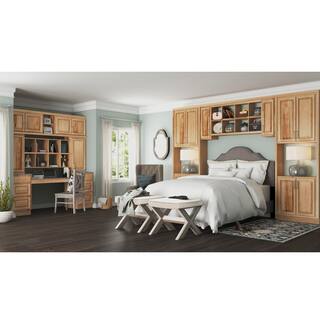 Hampton Bay Hampton 14.5 in. W x 14.5 in. H Cabinet Door Sample in Natural Hickory HBKSMPLDR-NHK