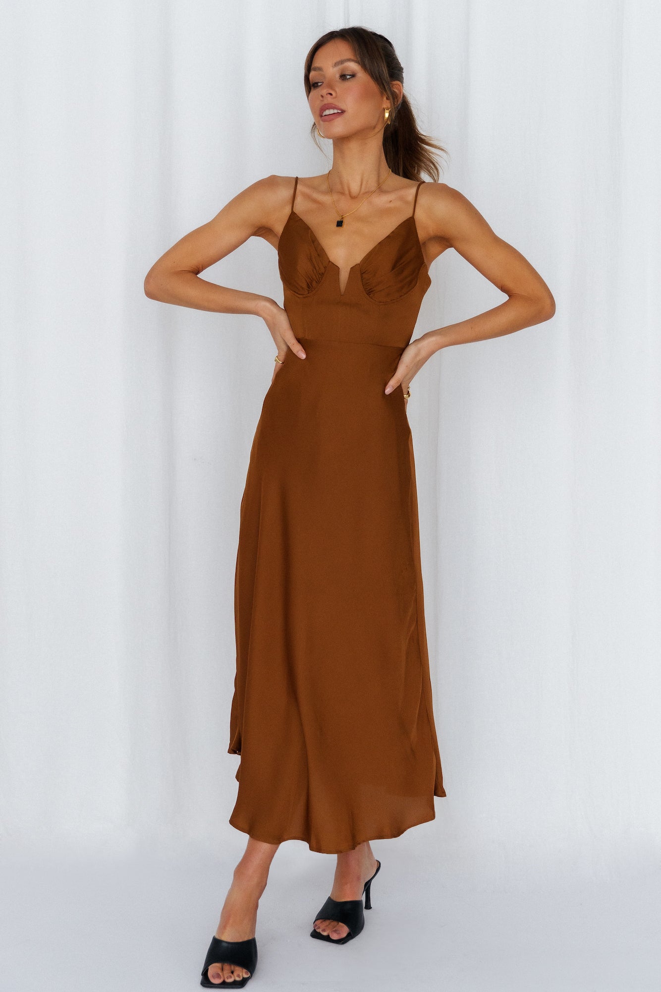 No Missing Kisses Midi Dress Chocolate