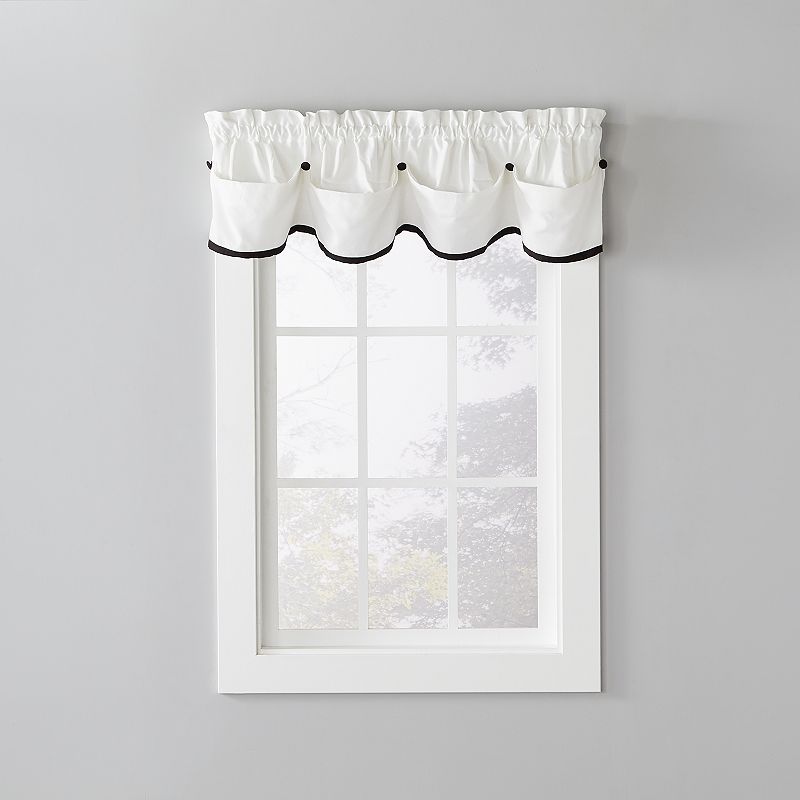 Saturday Knight， Ltd. Manor Valance