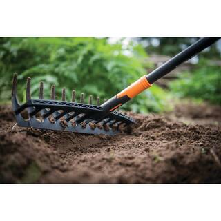 Fiskars 14 in. QuikFit Garden Rake Interchangeable Head Attachment 330380-1001