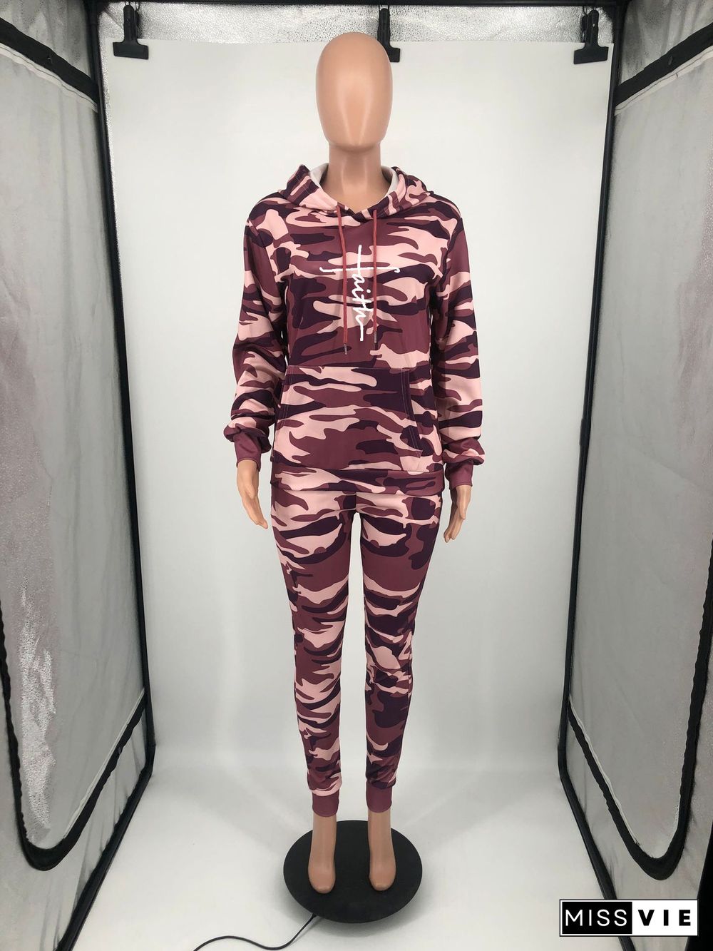 Camouflage Print Hoodie Joggers Pants Sweat Suit