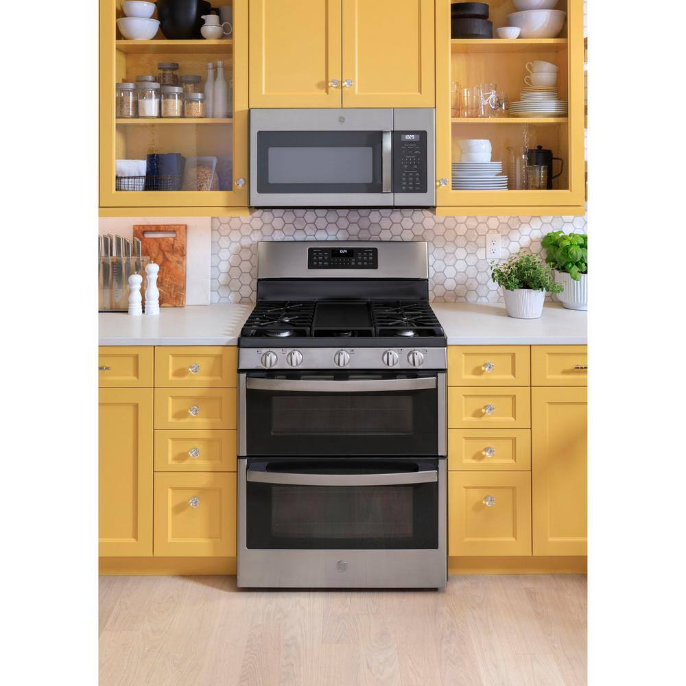 GE 30 in. 6.8 cu. ft. Freestanding Double Oven Gas Range in Stainless Steel with Convection and Air Fry JGBS86SPSS