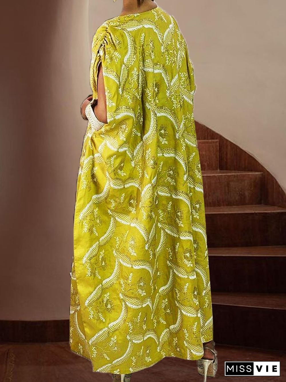 Yellow Round Neck Printed Slit Sleeeve Casual Dress