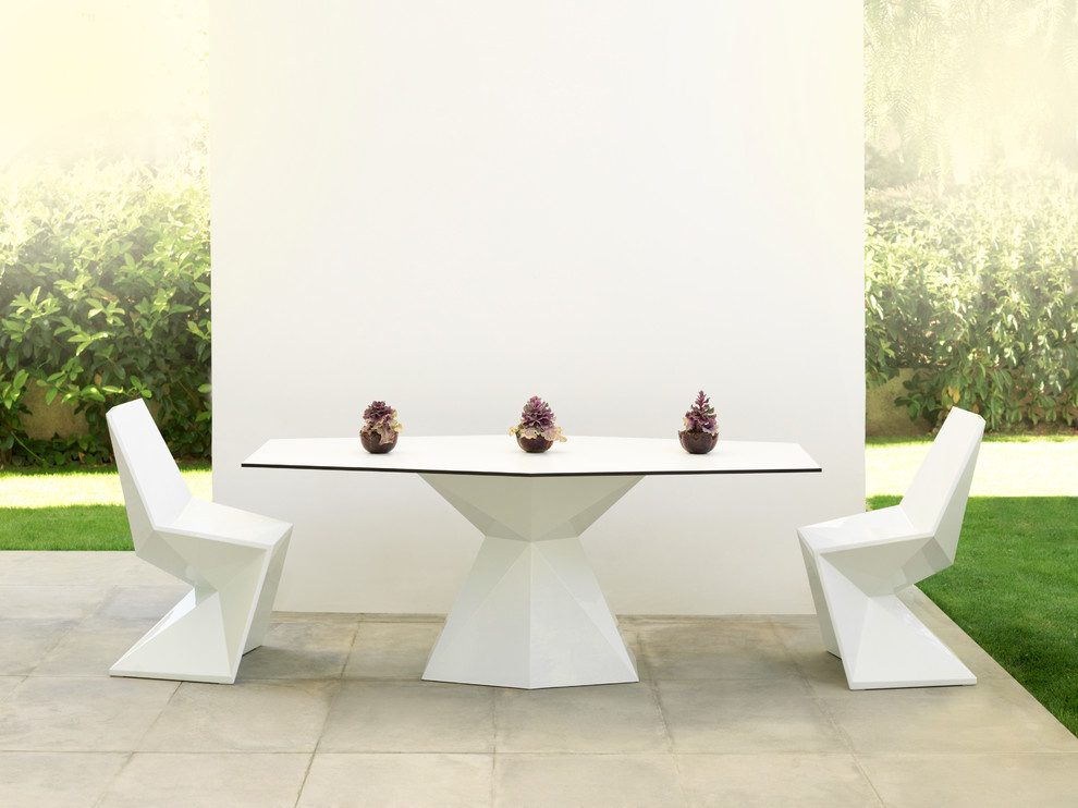 Vondom Vertex Indoor/Outdoor Dining Chair   Contemporary   Outdoor Dining Chairs   by Vondom  Houzz