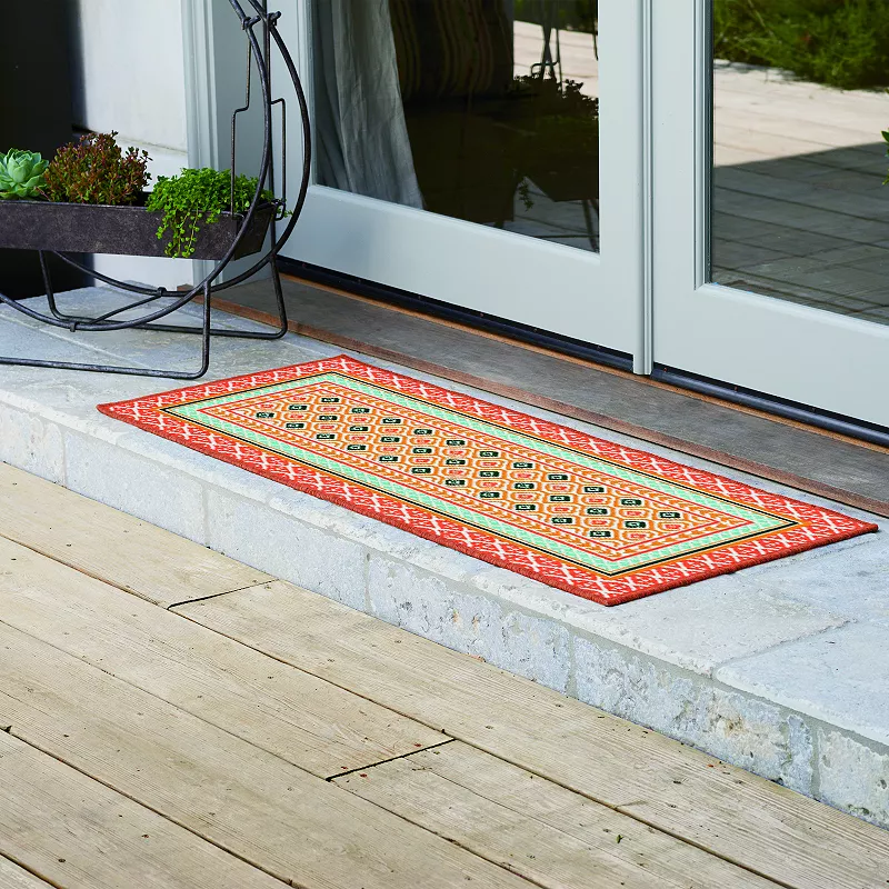 Sonoma Goods For Life® Indoor/Outdoor Warm Geo Border Rug