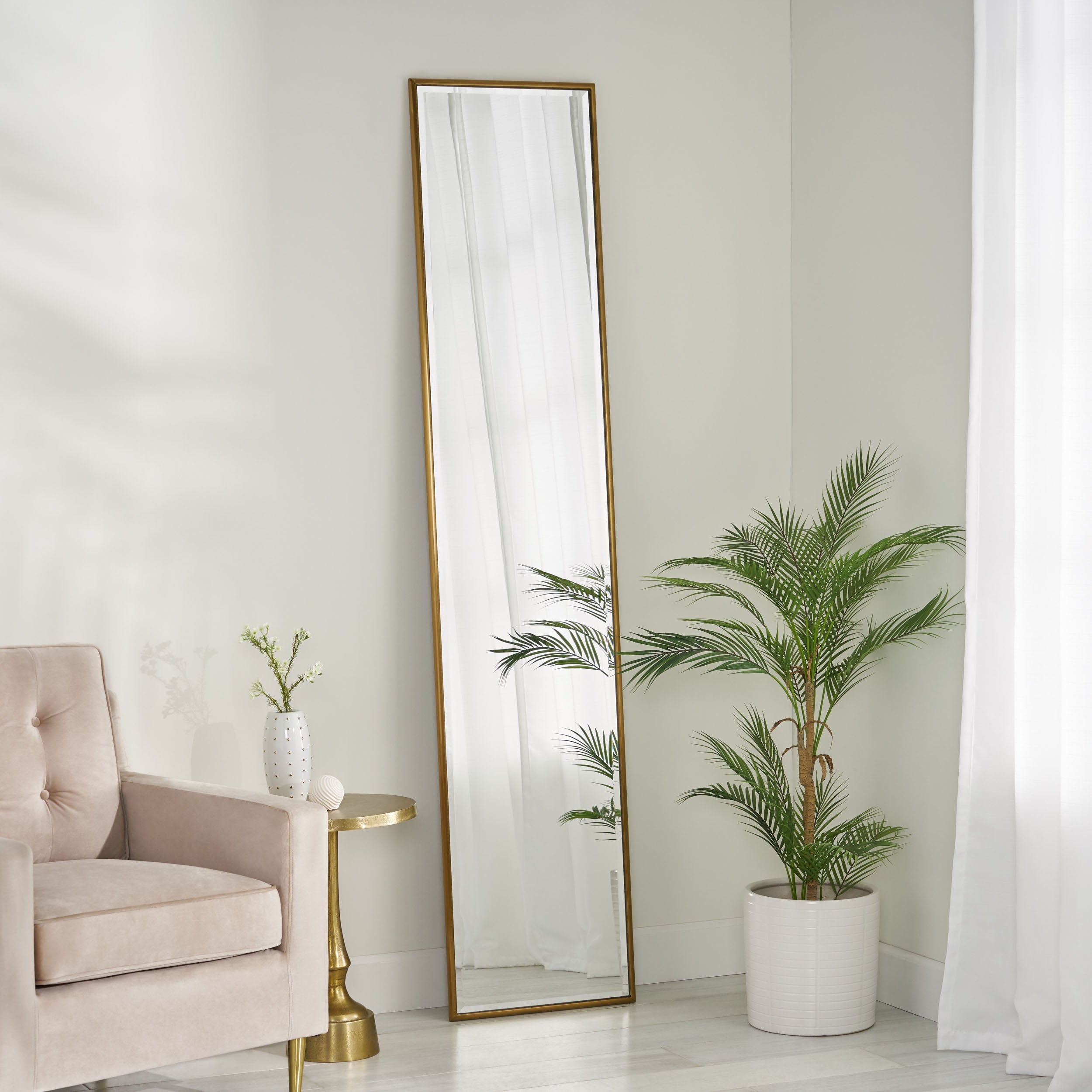 Lyanna Contemporary Rectangular Leaner Mirror