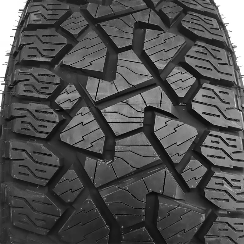 Gladiator X-COMP M/T 265/75R16 123 Q Tire.