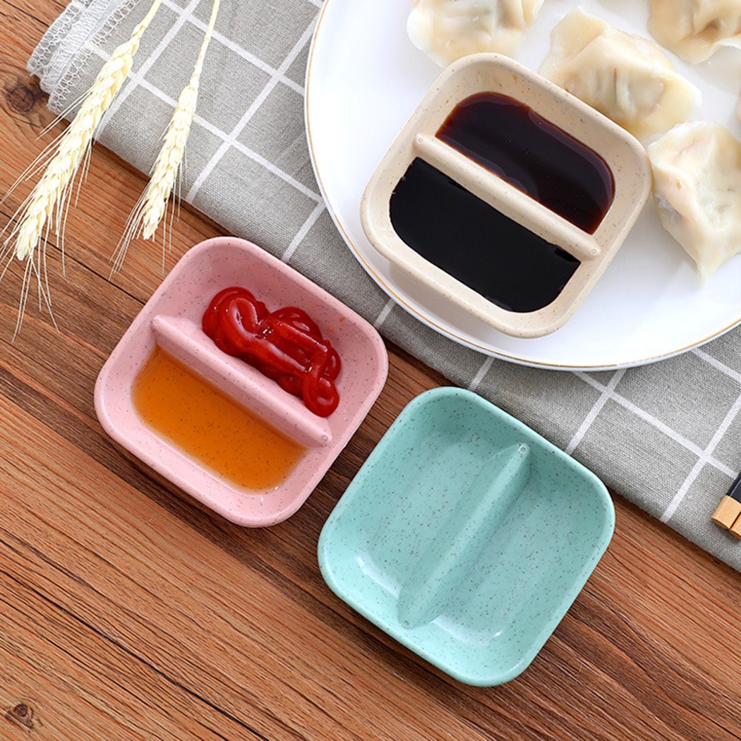 QIFEI 4Pcs Dipping Bowls Set， Ramekins for Baking Creme Brulee， Wheat Straw Soy Sauce Dish for BBQ Sauce，Tomato Sauce， Honey Mustard and Soy Sauce， and Other Party Serving Bowls Set Fix Color