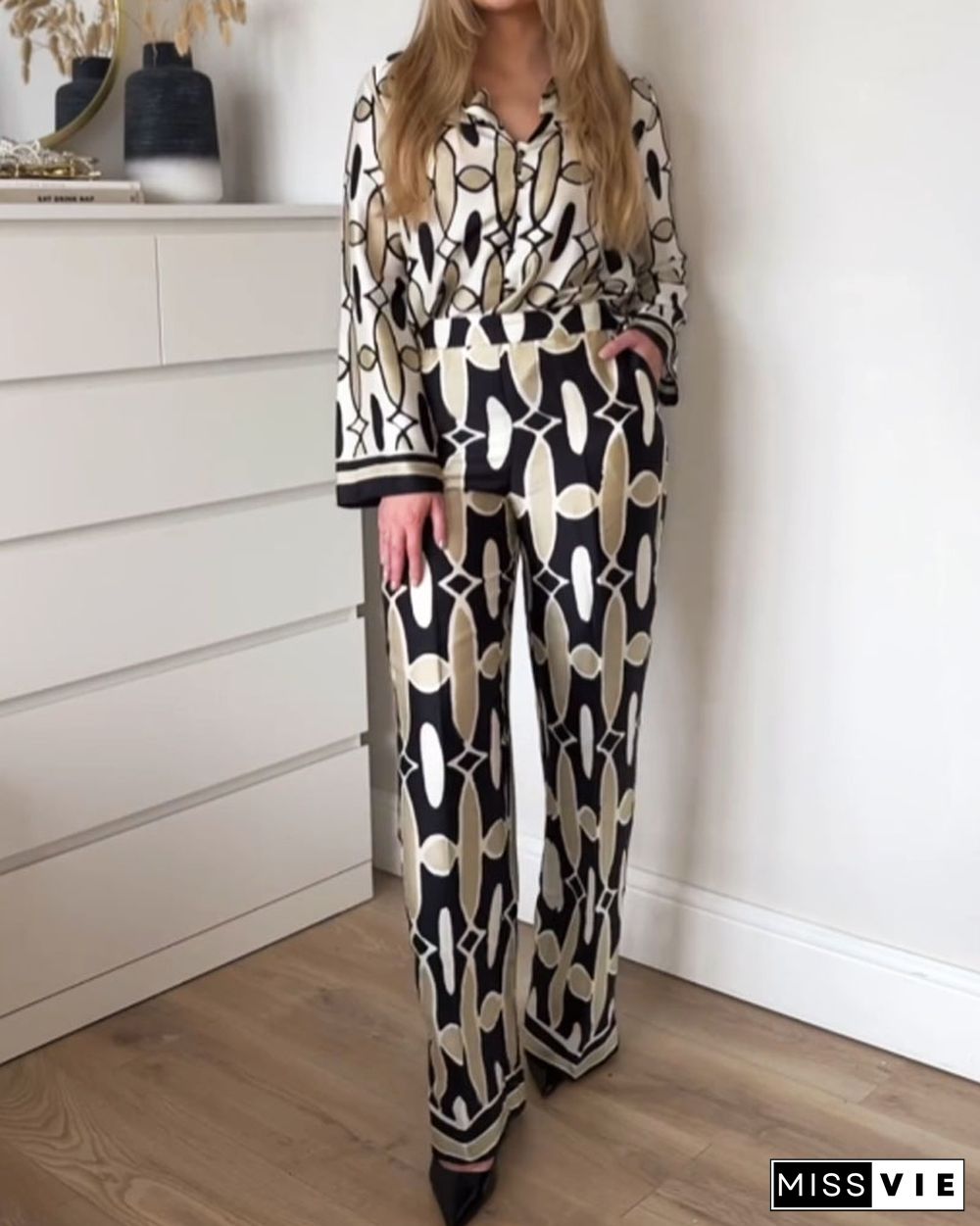 Fashion Graphic Print Shirt & Pants Two-piece Set