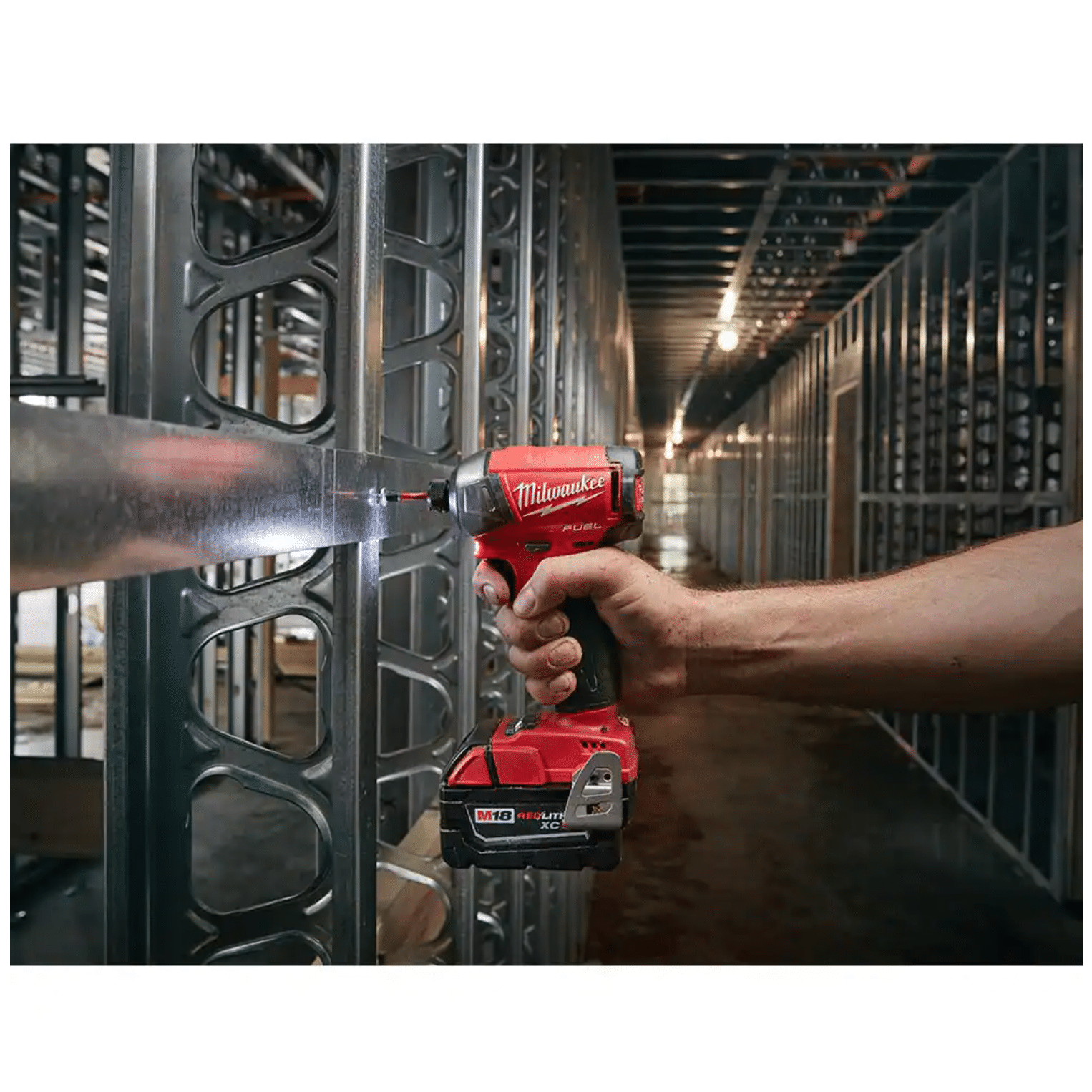 Milwaukee M18 Fuel Surge 18-Volt Lithium-Ion Brushless Cordless 1/4 in. Hex Impact Driver， Tool-Only (2760-20)