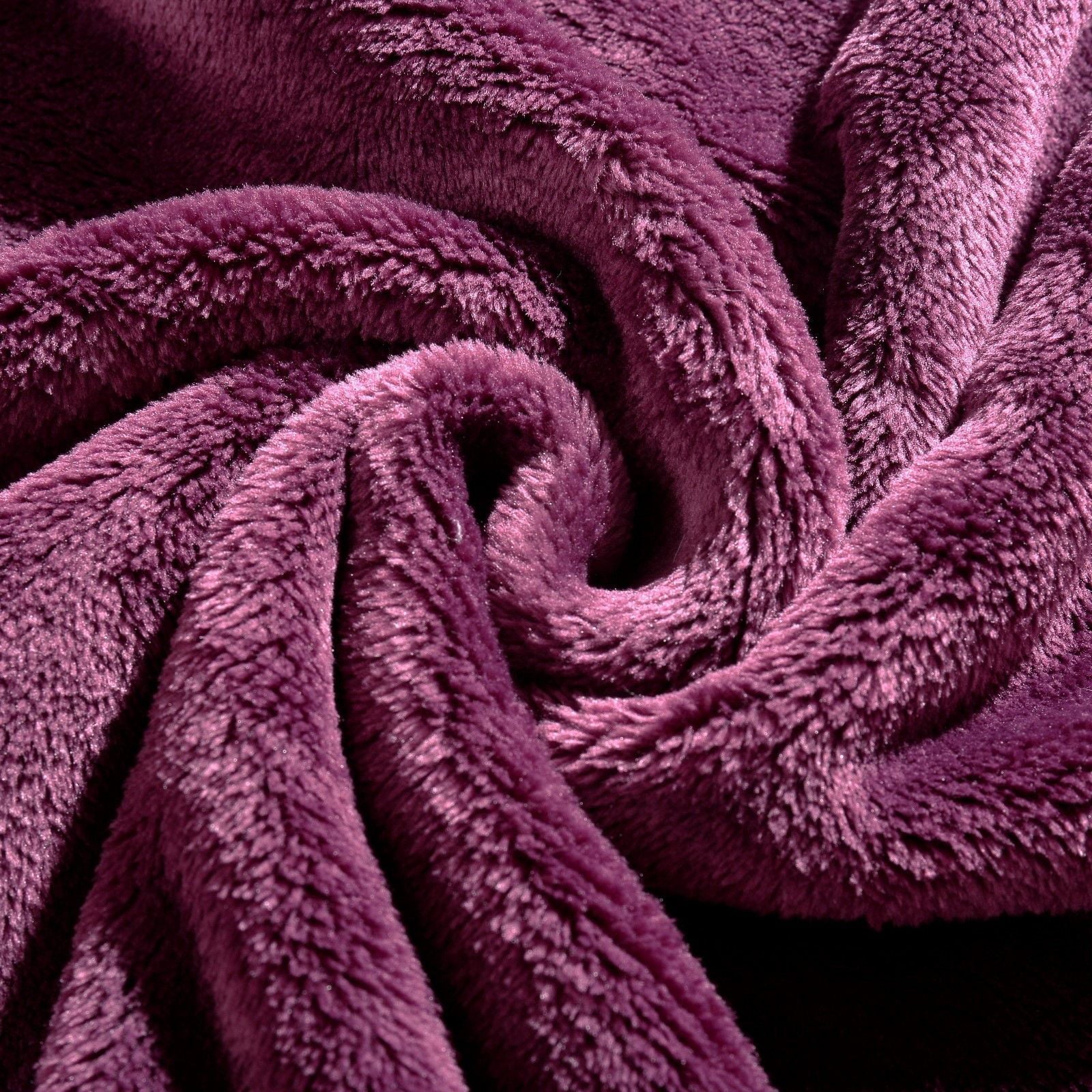 Reafort Ultra Soft Flannel Fleece All Season 350GSM Lightweight Living Room/Bedroom Warm Blanket(Purple， Throw 50