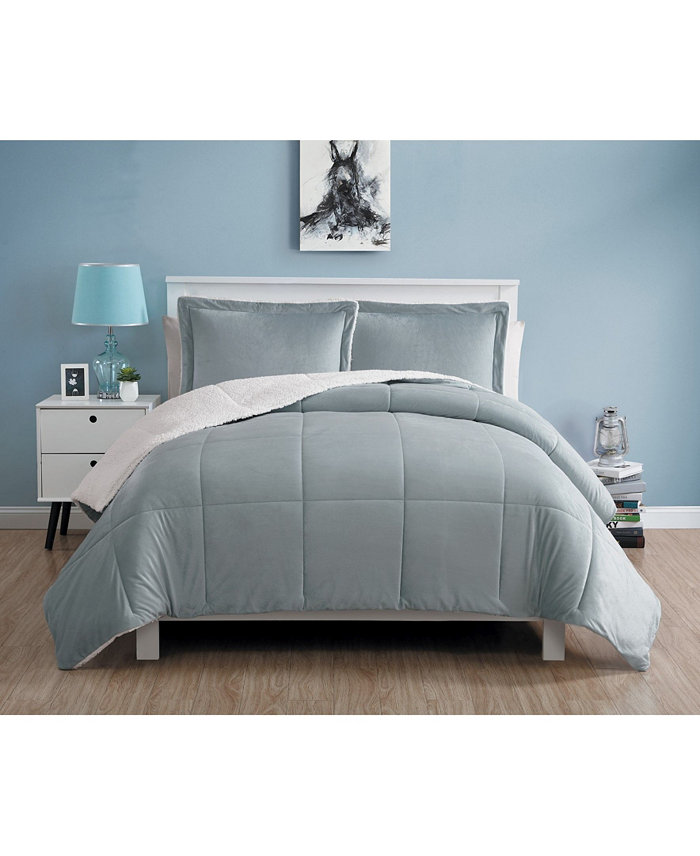 VCNY Home CLOSEOUT! Micromink Sherpa Comforter Set， Queen