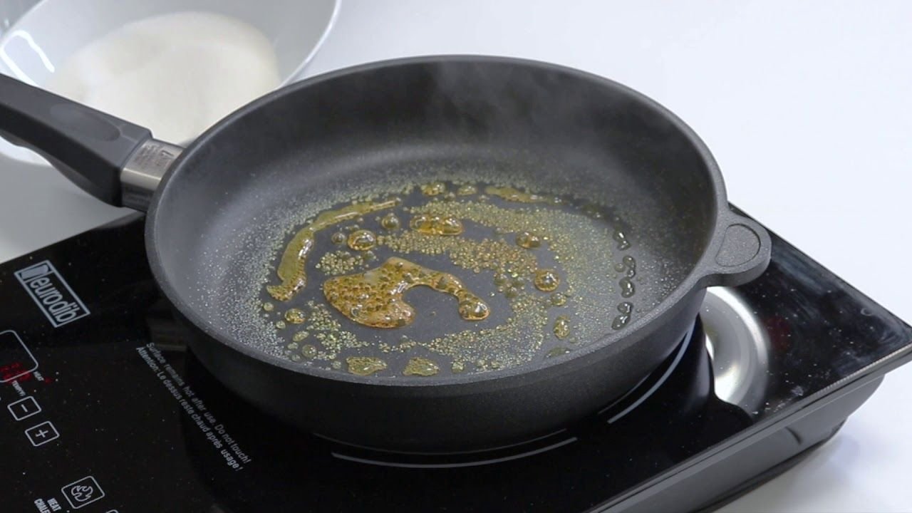 11Tossing Pan | AMT Cookware