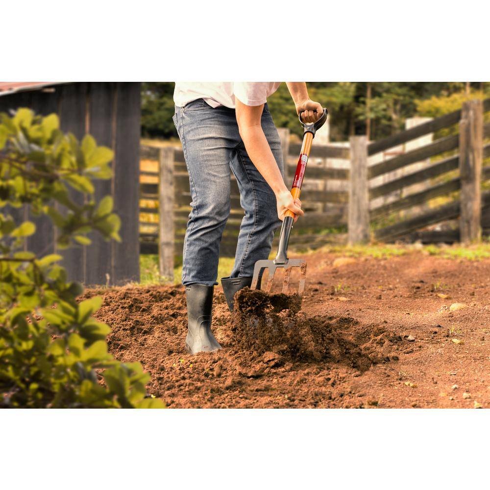 Husky 28 in. D-Grip Short Wood Handle 4-Tine Spading Garden Fork 77118-950