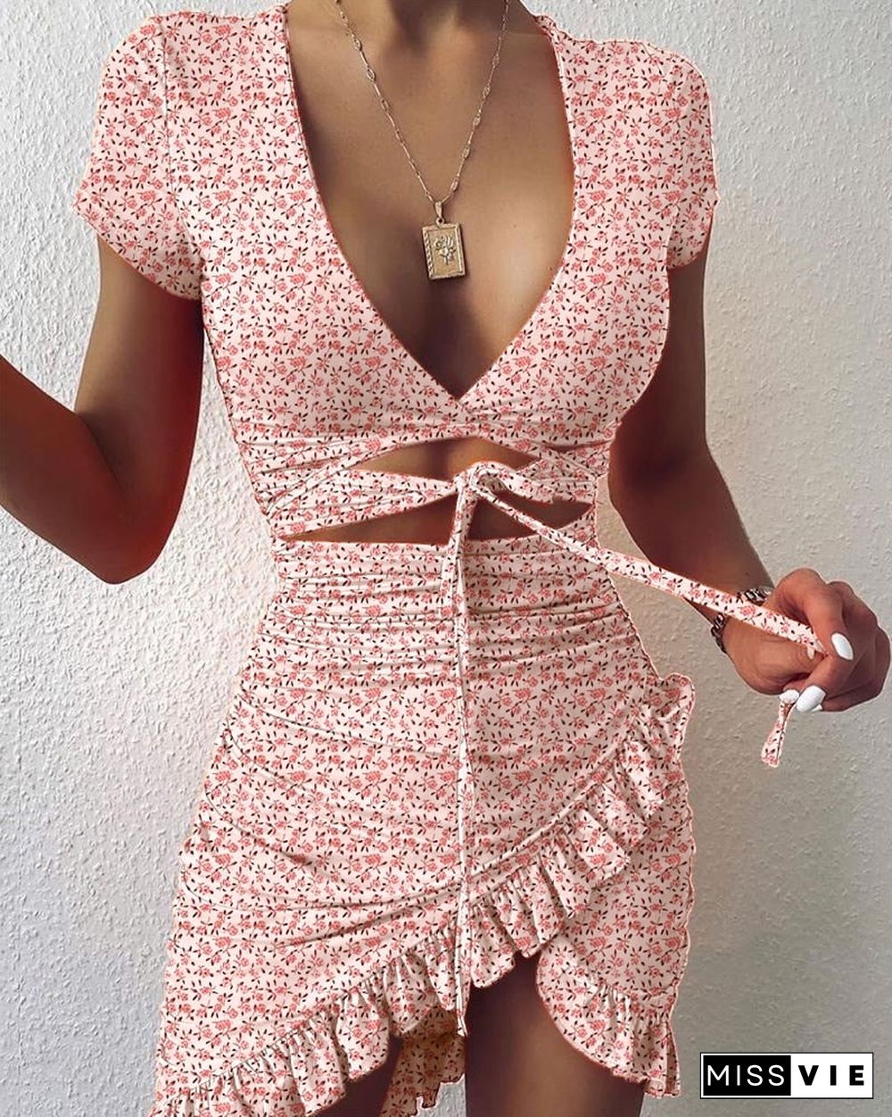 Floral Print Fashion Tie Up Wrap Mini Dress Summer Holiday Ruffles Sundress Ruched Women'S Dress Short Sleeve