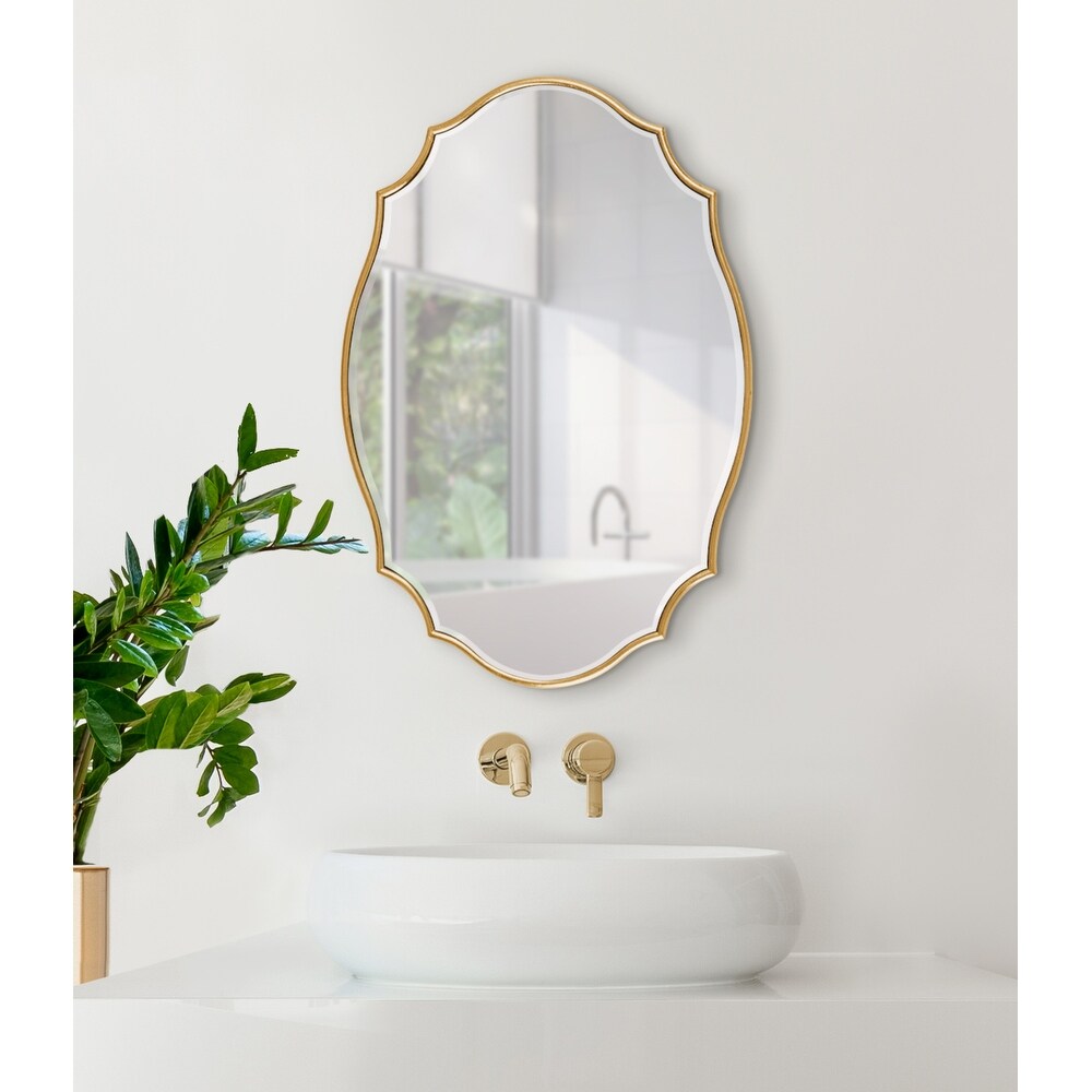 Kate and Laurel Leanna Scalloped Oval Wall Mirror