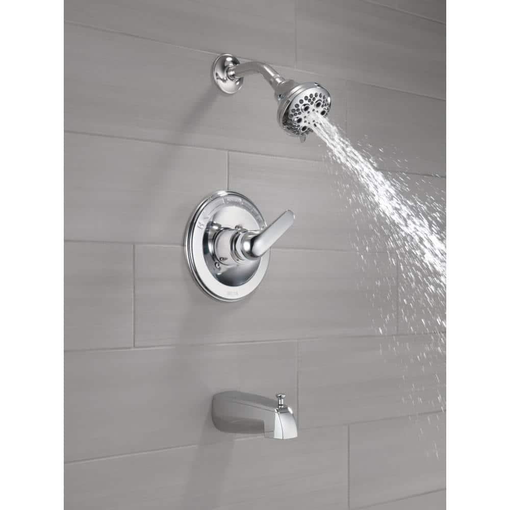 Delta Classic SingleHandle 5Spray Tub and Shower Faucet in Chrome