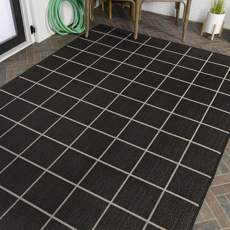 Grid Indoor/Outdoor Rug